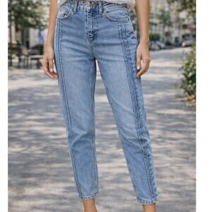BDG Urban Outfitters Mom Jeans High Rise Tapered Ankle 100% Cotton‎ 25X32 NWOT